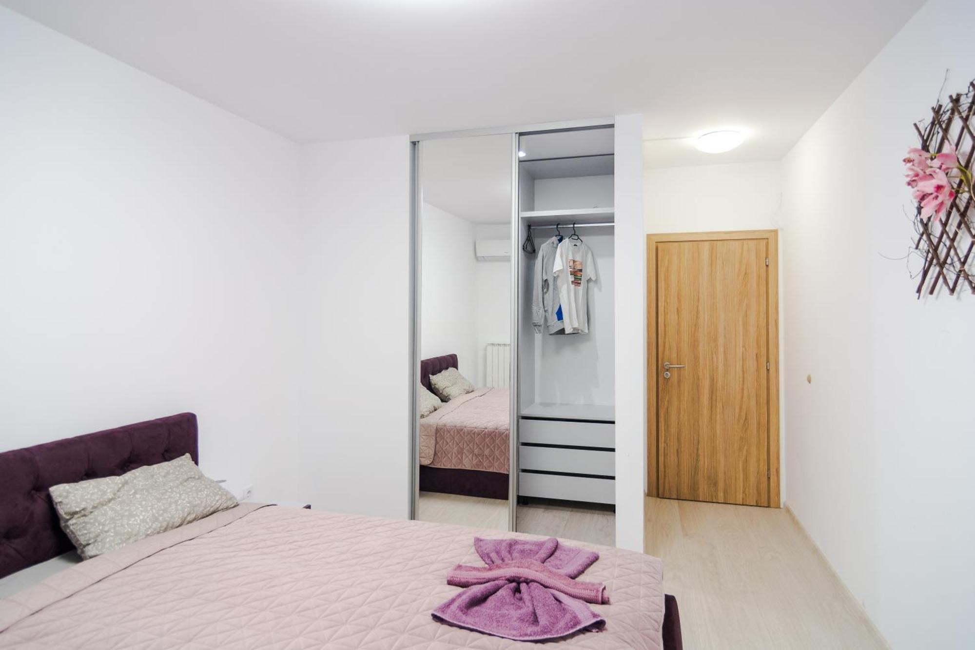 Paris Luxury Top Centre 2Bdr Apt W Work Desk And Wifi Near Nevsky Cathedral Sofia Eksteriør bilde